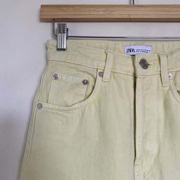 ZARA High Waist Straight Leg Raw Hem Rigid Denim Jeans in Soft Yellow Size 2 - Picture 3 of 10